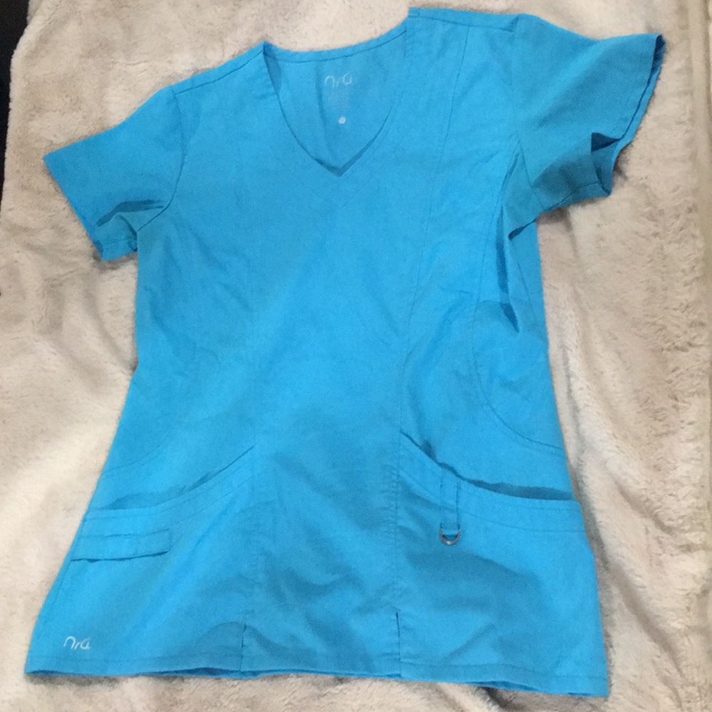 NrG scrub top